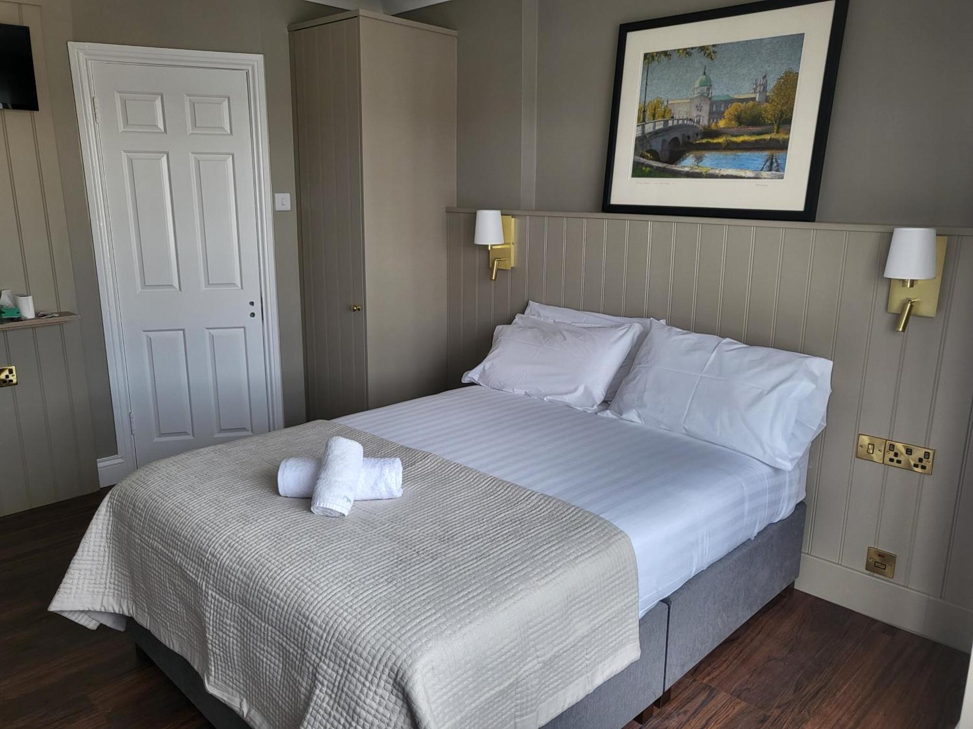 Aaron Guesthouse Galway Eksteriør billede