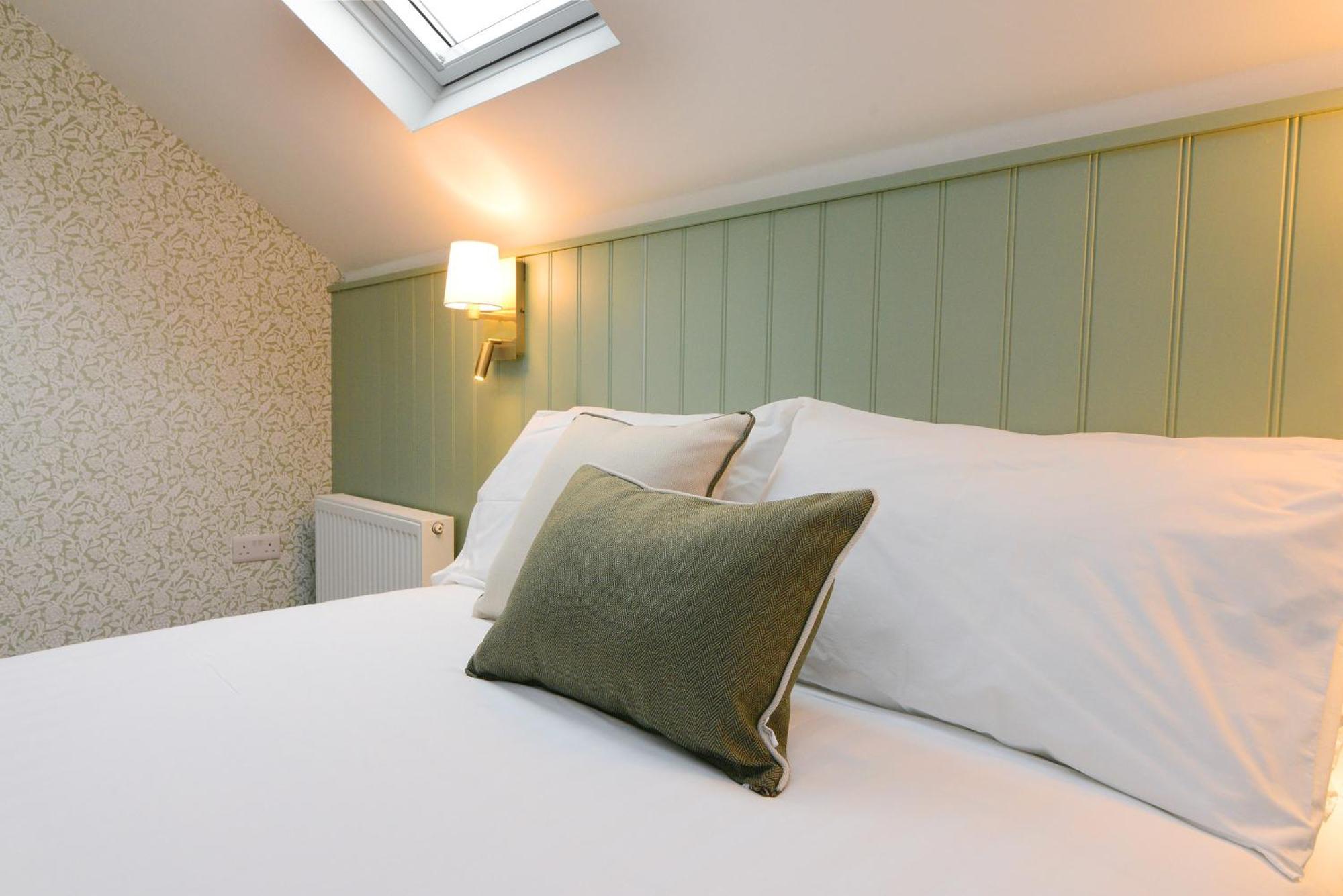 Aaron Guesthouse Galway Eksteriør billede