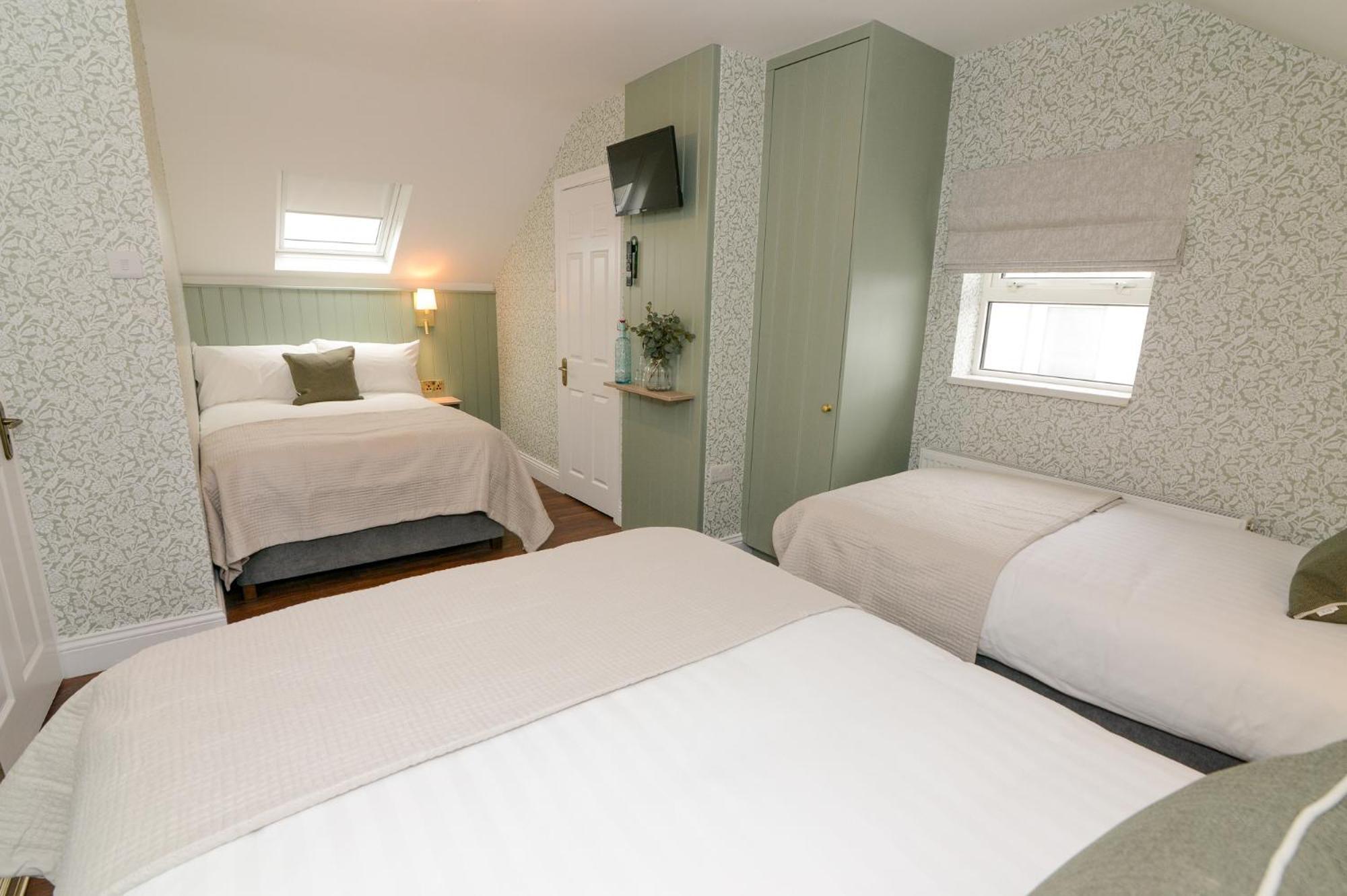 Aaron Guesthouse Galway Eksteriør billede