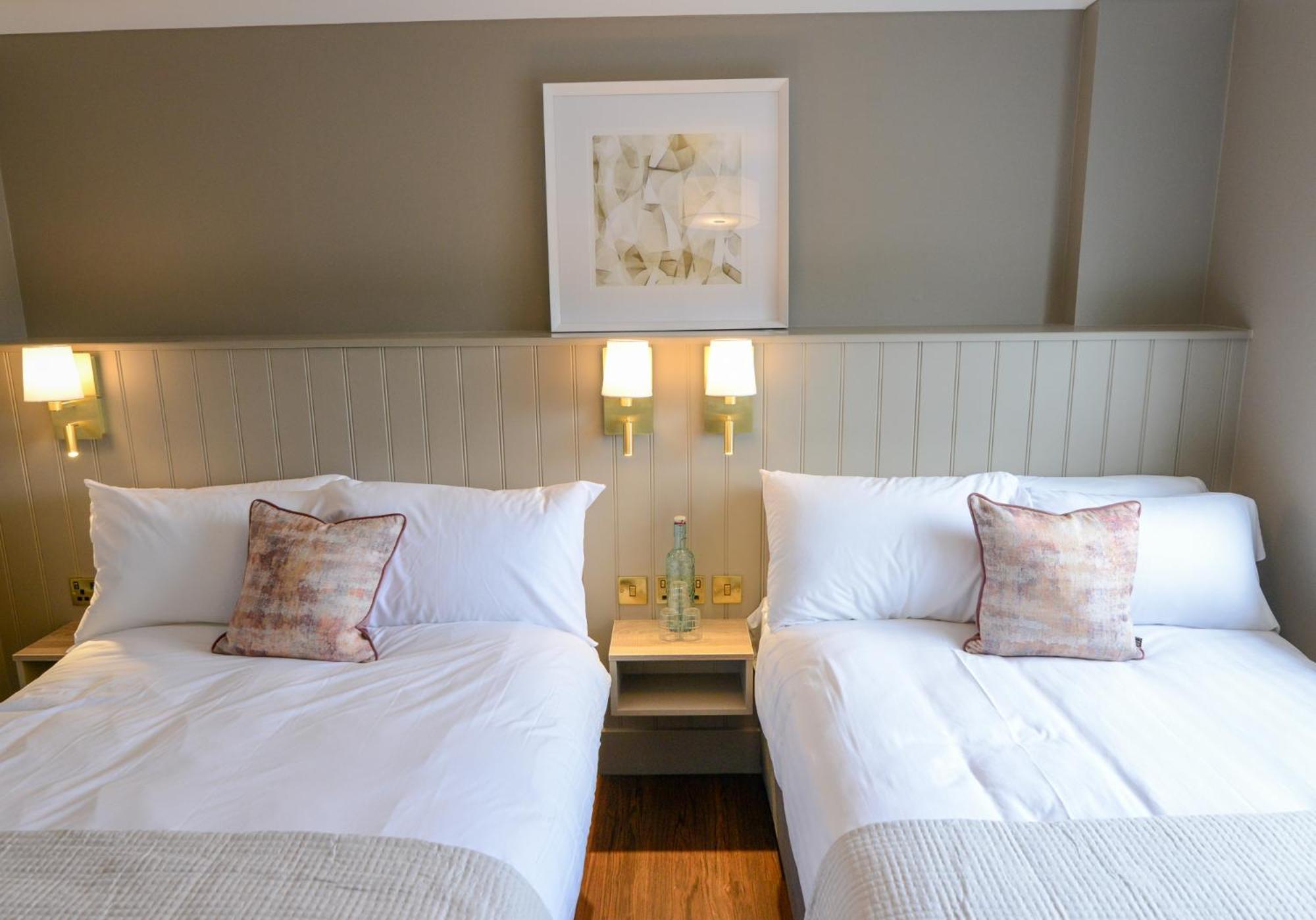 Aaron Guesthouse Galway Eksteriør billede